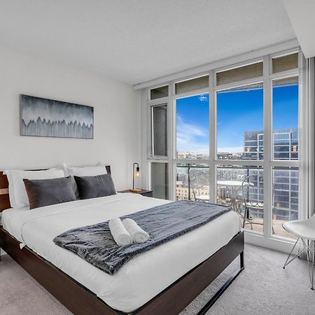 City Downtown Suites Торонто Экстерьер фото