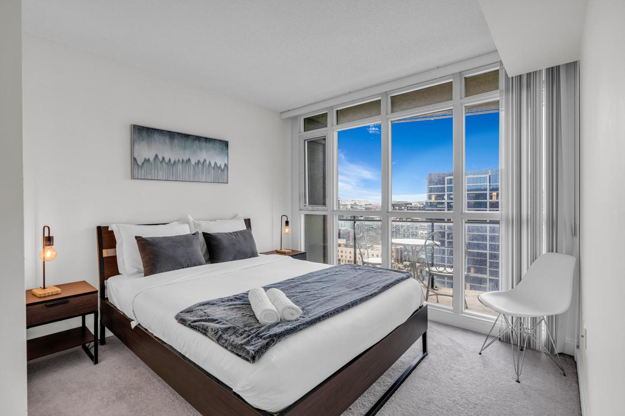 City Downtown Suites Торонто Экстерьер фото
